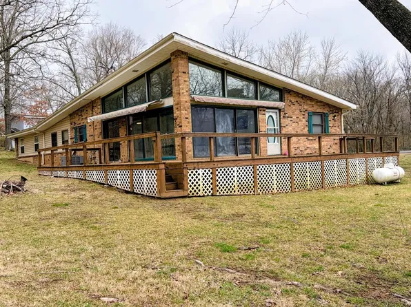 201 Topaz Ln, Horseshoe Bend, AR 72512