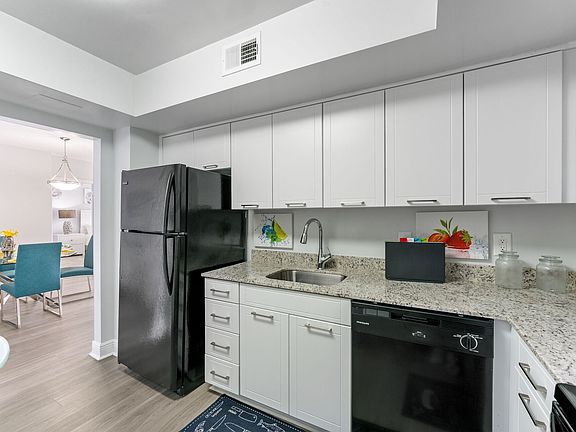 2nd image of 100 Kings Point Dr #1815