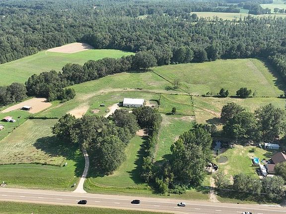 5th image of 2000 Highway 64