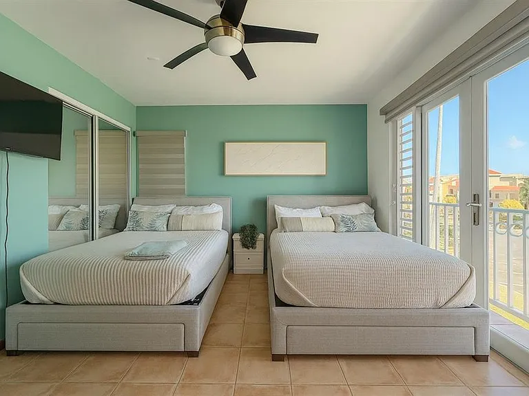 190 Candelero #2212 — Photo 10