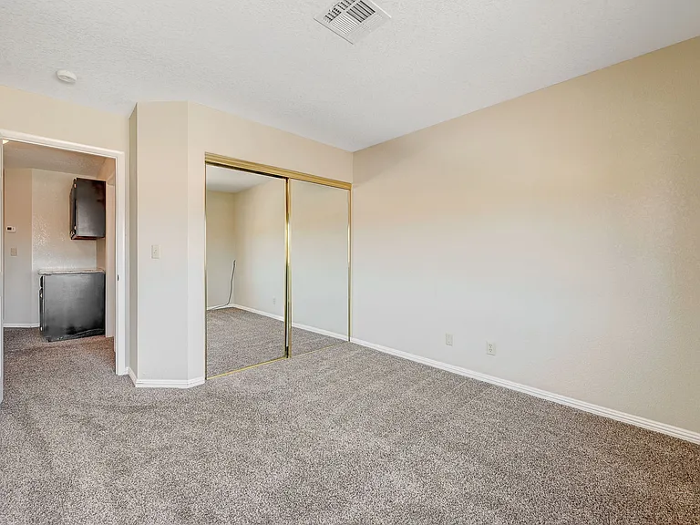 2733 Brookstone Ct — Photo 52