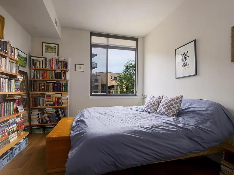 2000 Clarendon Blvd #303 — Photo 14