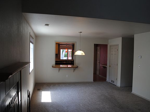 4th image of 2019 S Arcadia St