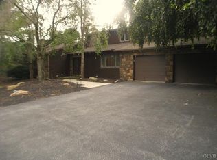 1446 Hampton Rd, Allentown, PA 18104