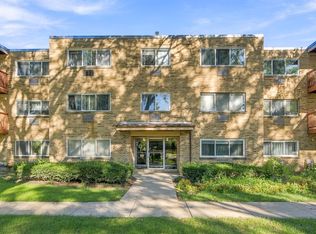 704 Dempster St APT E207, Mount Prospect, IL 60056