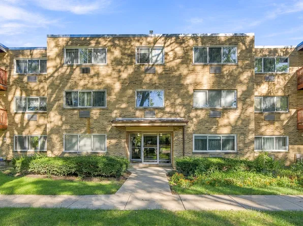 704 Dempster St APT E207, Mount Prospect, IL 60056