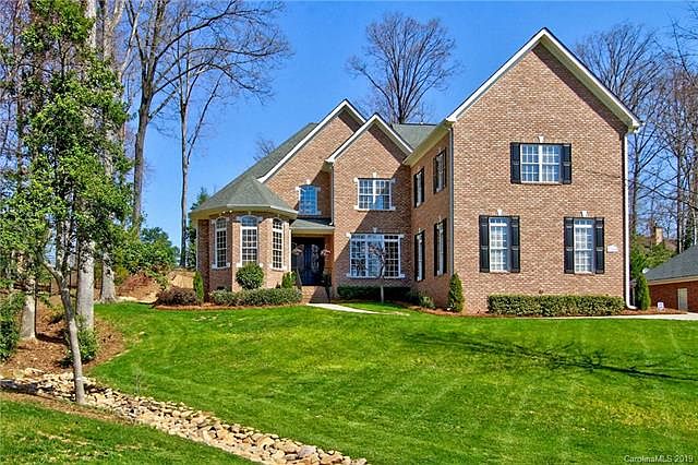 1st image of 7586 Turnberry Ln