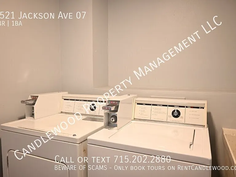 3521 Jackson Ave #7 — Photo 4