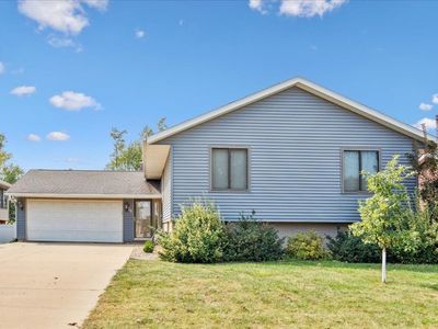 56 Julia Anne Dr NW, Cedar Rapids, IA, 52405