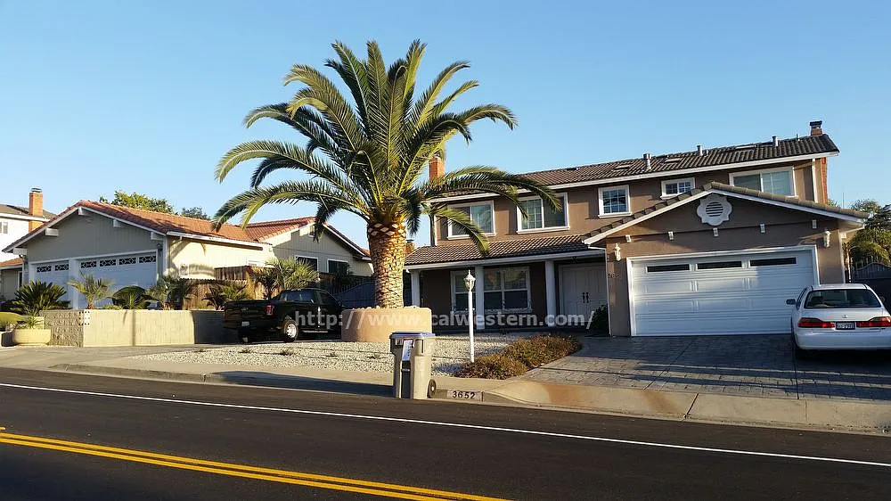 3652 Norwood Ave photo 1