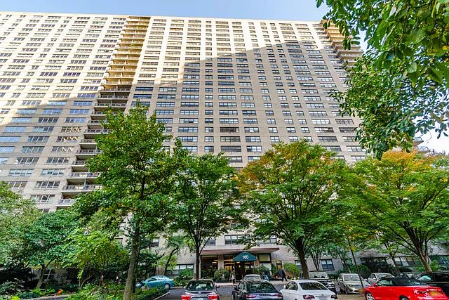 1st image of 160 W End Ave APT 4E