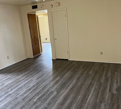 2nd image of 208 Veterans Ave #11333800