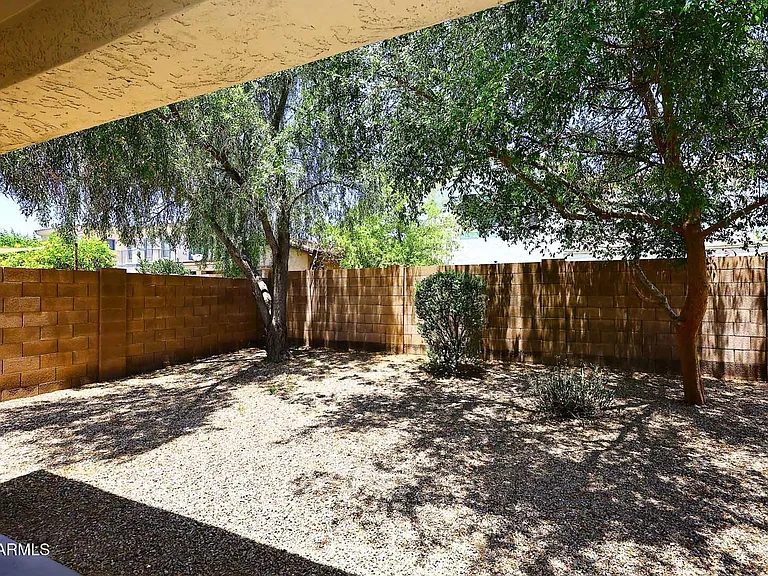 17430 W Yavapai St — Photo 37