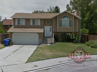 6862 S Red Elm Cir, West Jordan, UT 84081