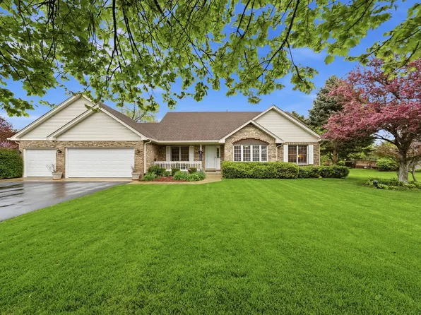 706 Silver Glen Rd, McHenry, IL 60050