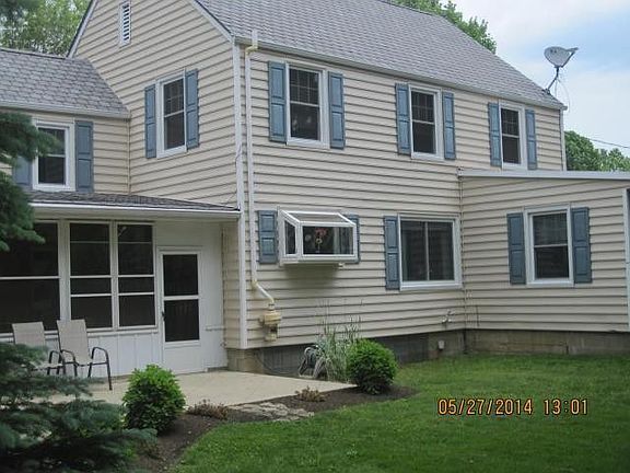 3rd image of 1181 Evansdale Ave