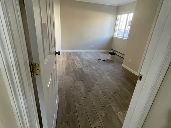 12019 23rd Ave Floor 2, College Pt, NY 11356