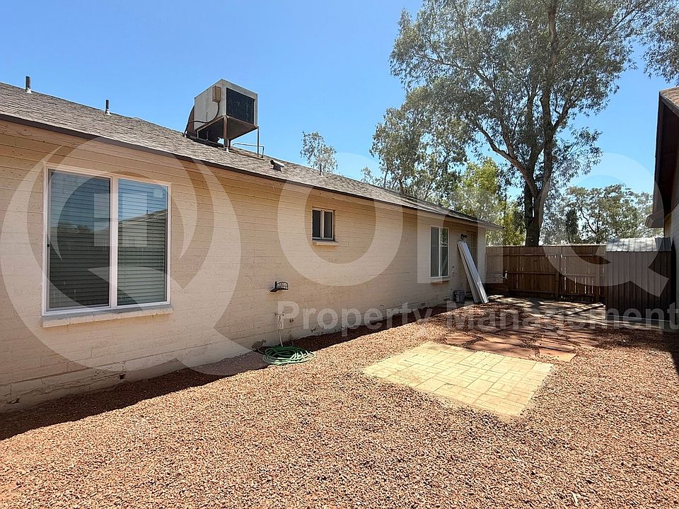 1st image of 8520 W Palm Ln Unit 1007