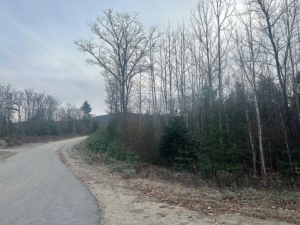 2nd image of 19 Pleasant Knoll