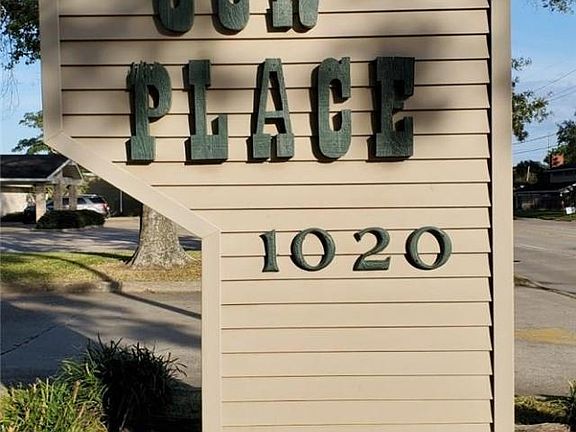 3rd image of 1020 W McNeese St APT 4A