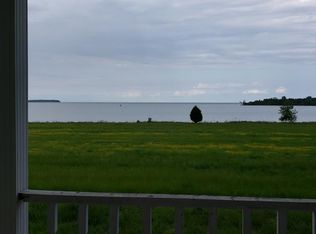 708 Addies Point Rd, Kilmarnock, VA 22482