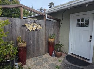 570 17th Ave APT B, Santa Cruz, CA 95062