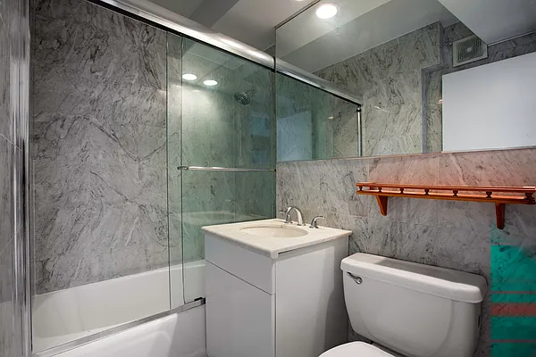 Sold by Keller Williams NYC | media 21