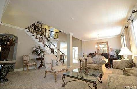 4th image of 17298 E View Dr