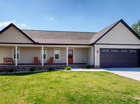 95 Applewood Rd, Murray, KY 42071