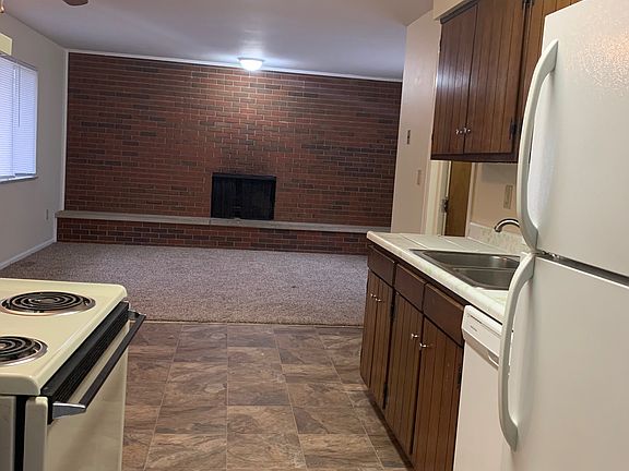 4th image of 3118-3120 Silver Rock Dr #3118