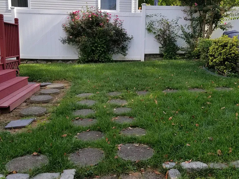Alpine Ave — Photo 33
