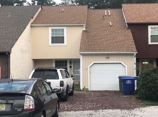 19 Queen Ann Ct, Marlton, NJ 08053