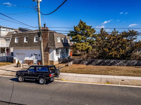 231 E 1st Ave, North Wildwood, NJ 08260