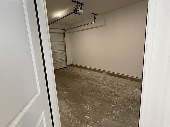 5th image of 9169 Rolling Stone Way