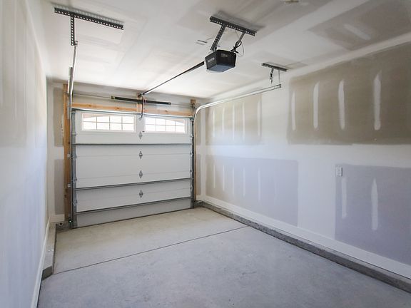 4th image of 1315 N Herritage St #2