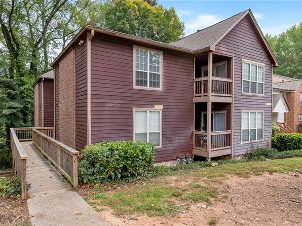 5557 Mountain Springs Cir, Stone Mountain, GA 30088