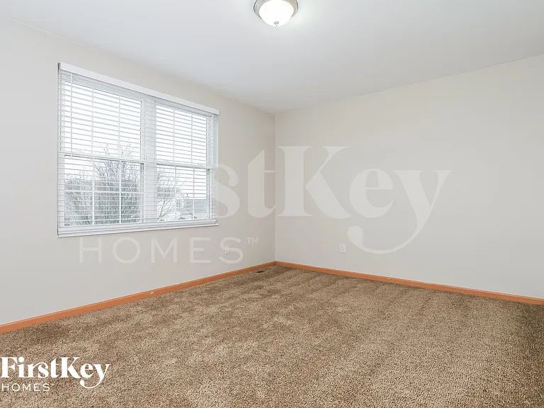 330 Heftner Cir — Photo 13