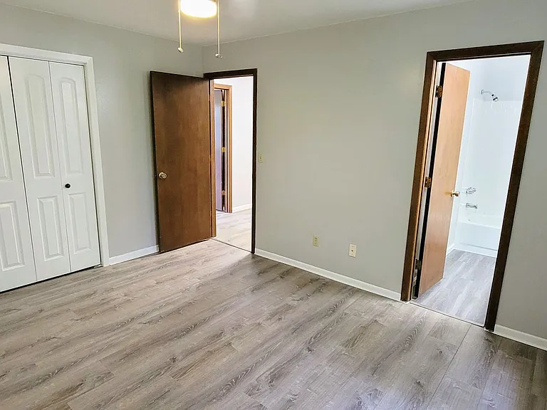 5 Eleven Estates Dr — Photo 13