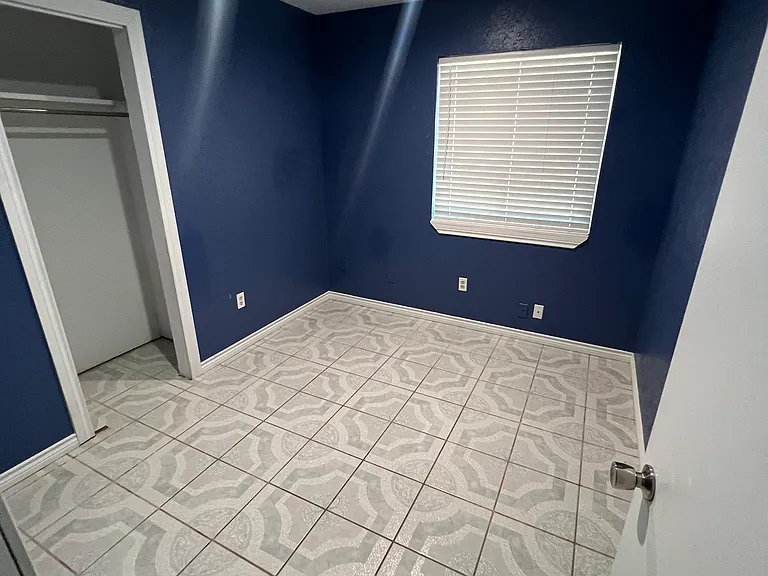 2709 Catalina Way — Photo 11