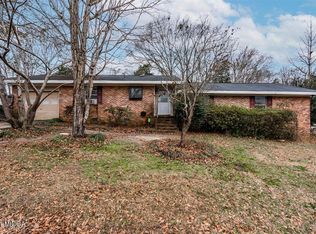 140 Lakeview Dr, Roberta, GA 31078