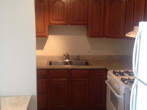 3rd image of 2605 S Indiana Ave Unit 2403