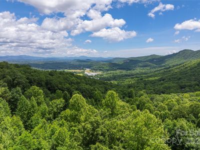 152 Bear Rock Rd, Hendersonville, NC, 28739