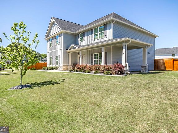 5th image of 207 Bella Notte Cir
