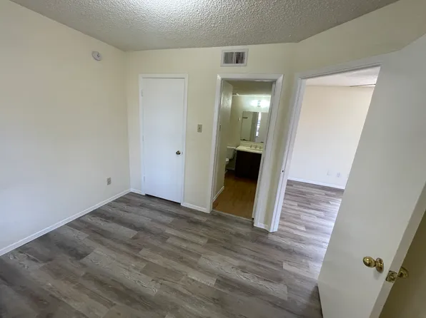 716 Benge Dr, Arlington, TX