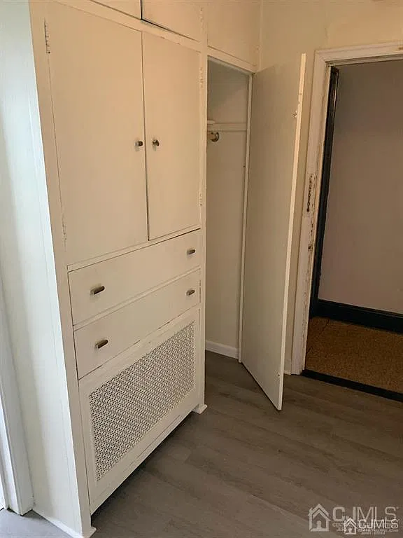 1 bed, 1.0 bath, $1,900 — Photo 3
