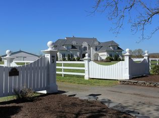 3 Hill And Dale Rd, Lebanon, NJ 08833