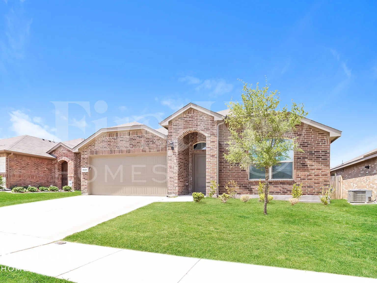 4 bed, 2.0 bath, 1620 sqft, $2,145 — Photo 1