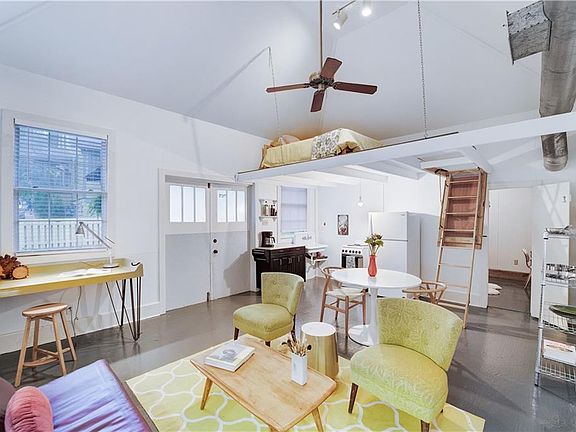 4th image of 609 Oakland Ave #C