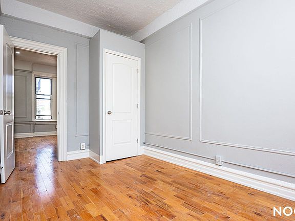 3rd image of 1625 Park Pl APT 14