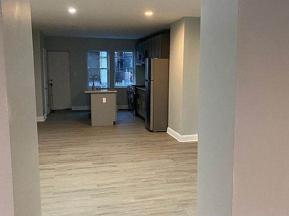 4th image of 5211 Beaumont Ave #1